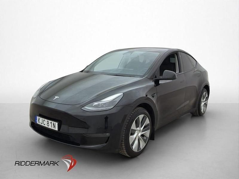 Begagnad Tesla Model Y Long Range AWD 378 kW (514 HK) 2021 Svart SUV