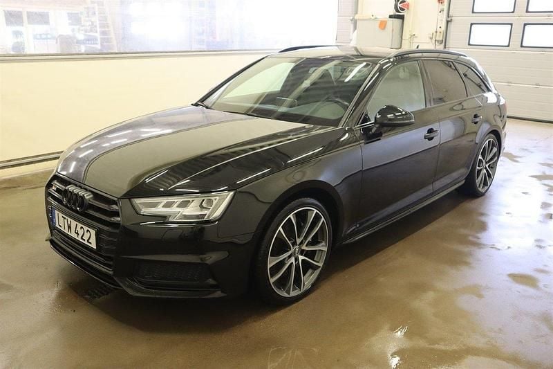 Svart Begagnad 2017 Audi S4 Sport Kombi | 419 000 kr (Dyr) - Bild 1/4
