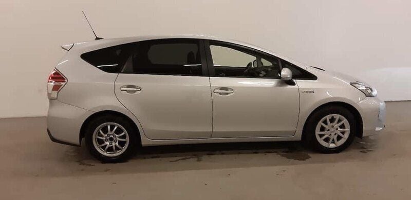 Silver Begagnad 2019 Toyota Prius+ Minibuss | 135 000 kr (Superpris) - Bild 1/1