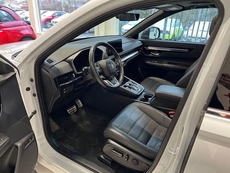 Begagnad Honda CR-V Hybrid 2024 Diamond dust pearl SUV