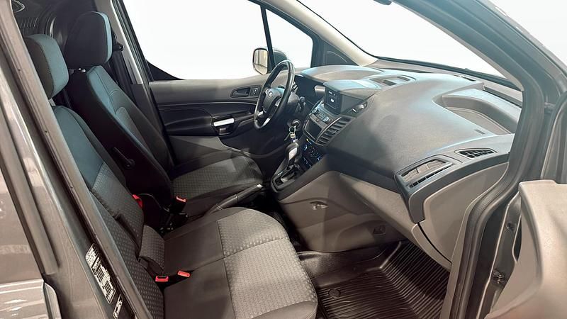 Begagnad Ford Transit Connect 99 HK (72 kW) 2023 Minibuss