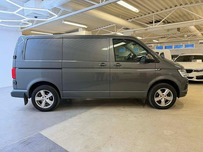 Begagnad VW T6 150 HK (110 kW) 2017 Grå Van