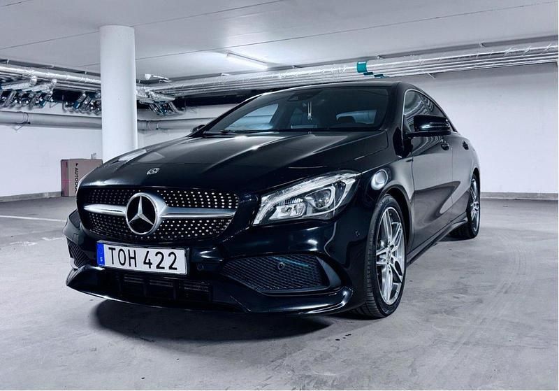 Svart Begagnad 2018 Mercedes CLA200 AMG Sportkupé | 245 000 kr (Marknadspris) - Bild 1/4