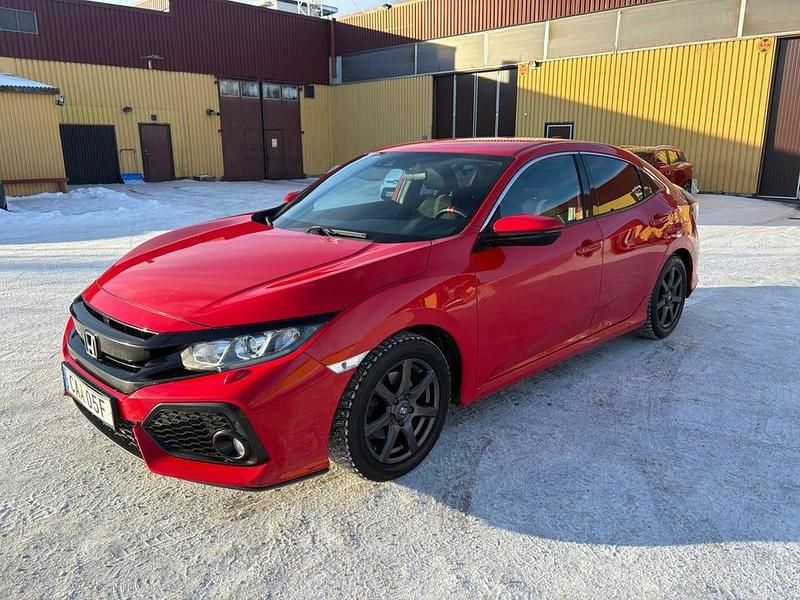 Begagnad Honda Civic 120 HK (88 kW) 2018 Röd