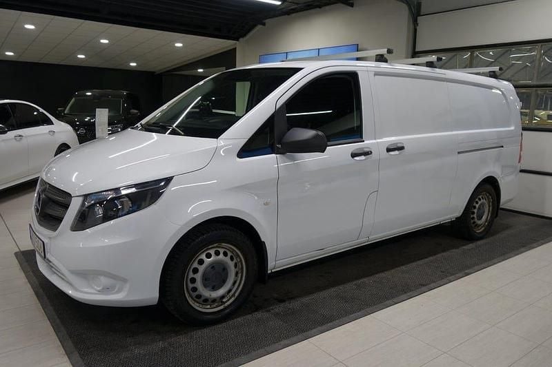 Vit Begagnad 2019 Mercedes Vito Van | 249 000 kr (Superpris) - Bild 1/4