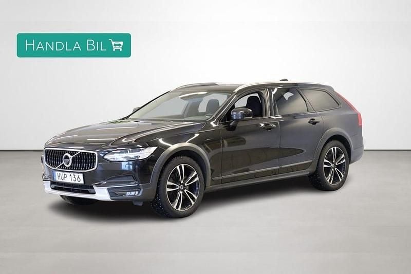 Begagnad Volvo V90 CC 190 HK (139 kW) 2018 Svart Kombi
