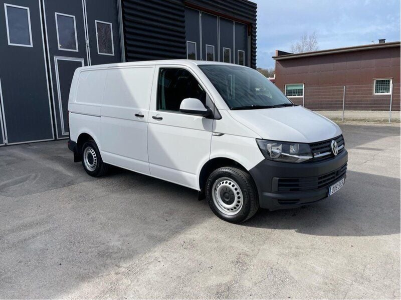 Vit Begagnad 2017 VW T6 Van | 165 000 kr (Bra pris) - Bild 1/4
