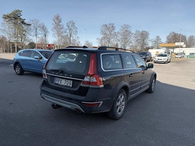Begagnad Volvo XC70 Momentum 163 HK (119 kW) 2013 Svart Kombi