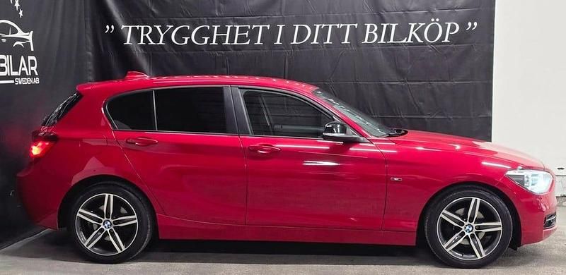Begagnad BMW 118 143 HK (105 kW) 2012 Röd Halvkombi