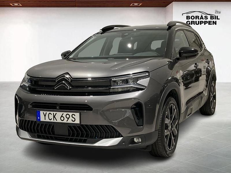 Grå Begagnad 2024 Citroën C5 Aircross PureTech SUV | 249 000 kr (Marknadspris) - Bild 1/4