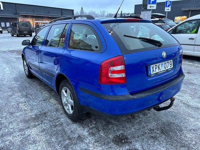 Begagnad Skoda Octavia 105 HK (77 kW) 2006 Kombi