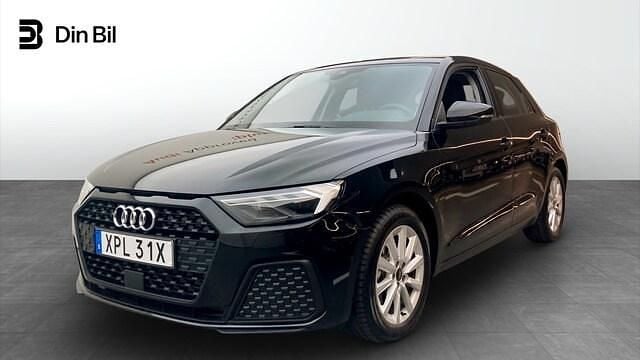 Svart Begagnad 2025 Audi A1 Sportback Proline Halvkombi | 259 000 kr (Marknadspris) - Bild 1/4