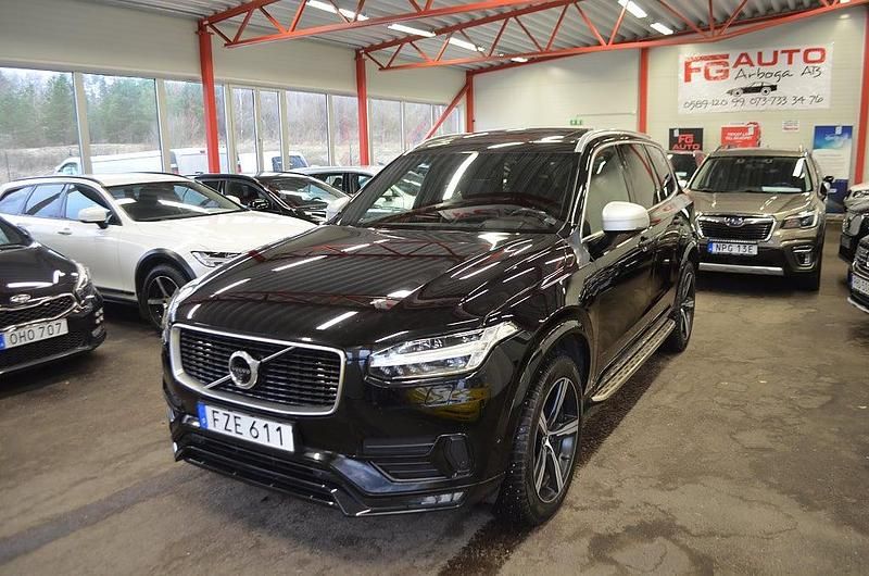 Svart Begagnad 2015 Volvo XC90 R-Design SUV | 259 900 kr (Dyr) - Bild 1/4