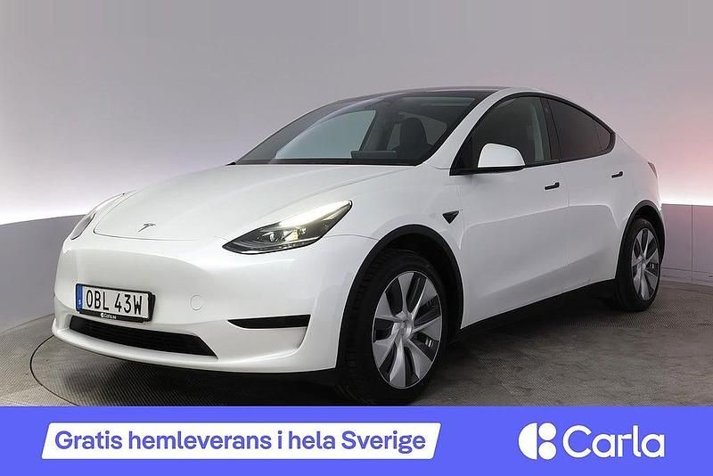 Vit Begagnad 2023 Tesla Model Y Standard Range SUV | 372 990 kr (Marknadspris) - Bild 1/2