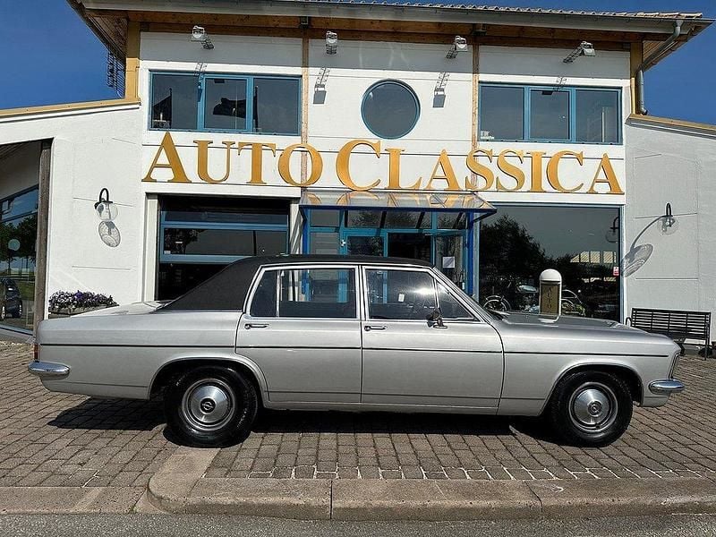 Flerfärgad Begagnad 1971 Opel Admiral Sedan | 159 000 kr - Bild 1/4