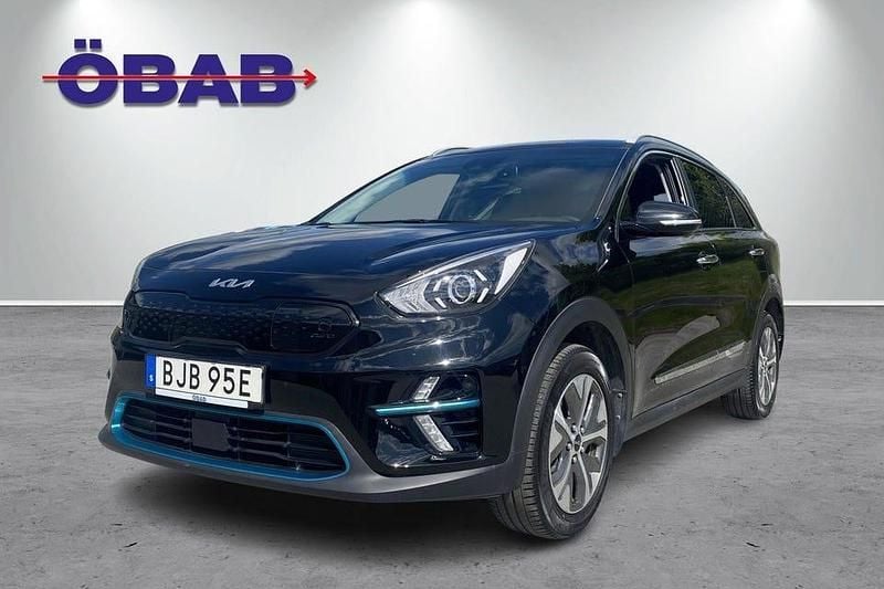 Svart Begagnad 2022 Kia e-Niro Advance SUV | 278 900 kr (Marknadspris) - Bild 1/4