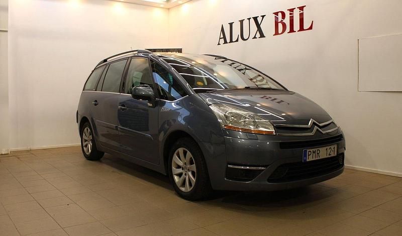 Mörkgrå (grå) Begagnad 2010 Citroën Grand C4 Picasso Minibuss | 49 900 kr (Marknadspris) - Bild 1/4