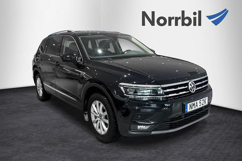 Svart Begagnad 2021 VW Tiguan Allspace SUV | 314 900 kr (Marknadspris) - Bild 1/4