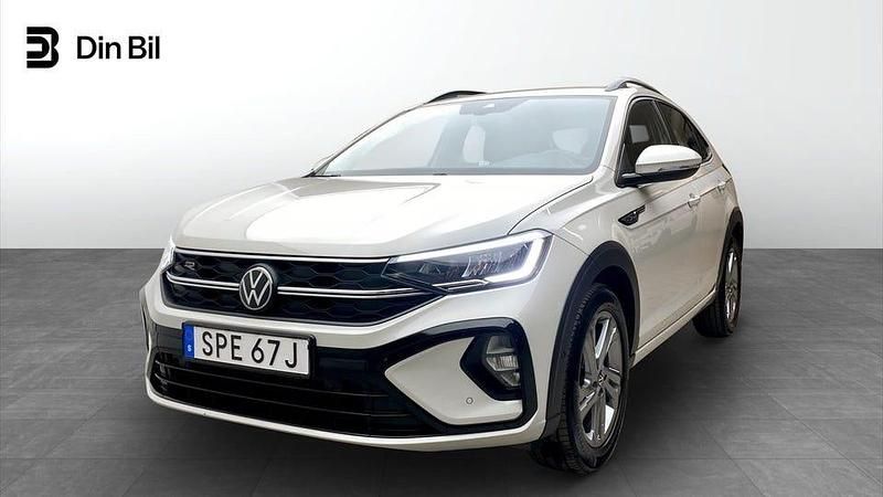 Grå Begagnad 2022 VW Taigo IQ Drive SUV | 249 900 kr (Marknadspris) - Bild 1/4