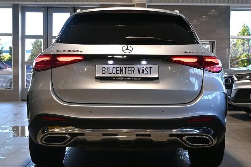 Begagnad Mercedes GLC300 AMG Line Premium Plus 313 HK (230 kW) 2024 Hightech silver metallic SUV