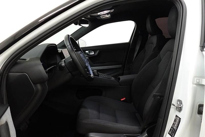 Begagnad Polestar 2 Pilot 219 kW (299 HK) 2022 Vit Halvkombi