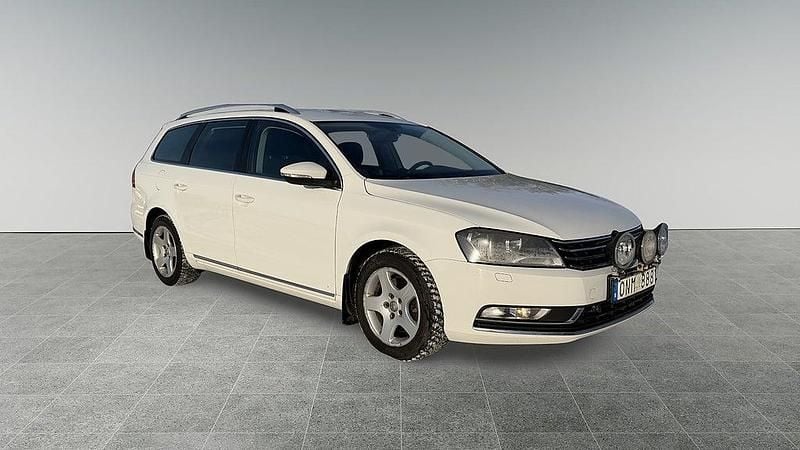 Begagnad VW Passat GT 173 HK (127 kW) 2012 Vit Kombi