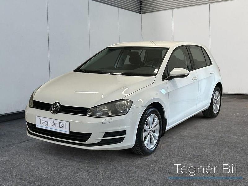 Vit Begagnad 2014 VW Golf VII Halvkombi | 79 800 kr (Marknadspris) - Bild 1/4
