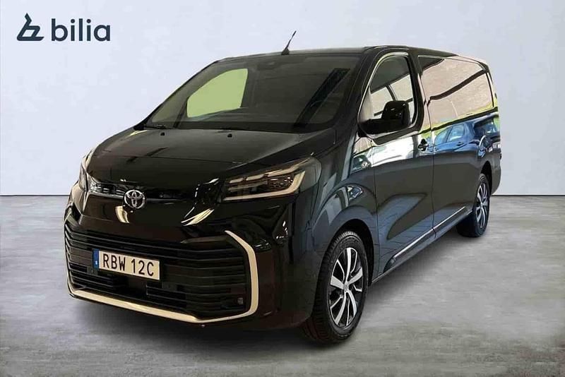 Svart Begagnad 2025 Toyota Proace Van | 489 900 kr - Bild 1/1