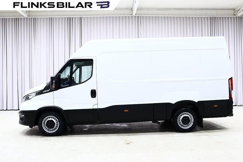 Begagnad Iveco Daily 136 HK (100 kW) 2023 Vit Van