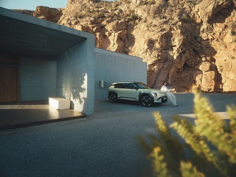 Ny 2025 Kia EV3 4 SUV | 530 300 kr (Lite dyr) - Bild 1/1