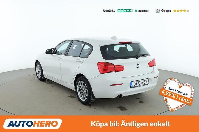 Begagnad BMW 118 Advantage 137 HK (100 kW) 2016 Vit Halvkombi