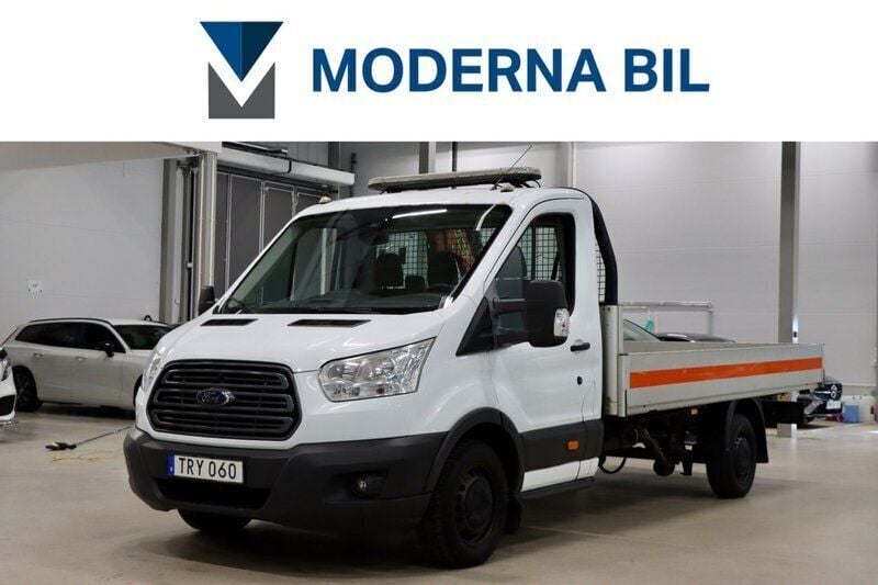 Röd Begagnad 2016 Ford Transit Van | 229 400 kr - Bild 1/4