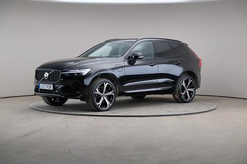 Begagnad Volvo XC60 R-Design Pro 310 HK (228 kW) 2021 Svart SUV