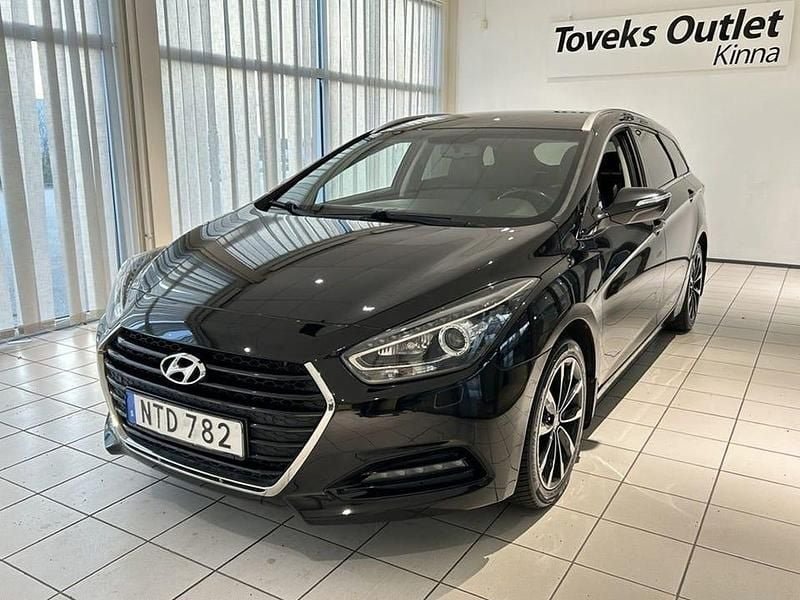 Svart Begagnad 2016 Hyundai i40 Kombi | 89 900 kr (Bra pris) - Bild 1/4