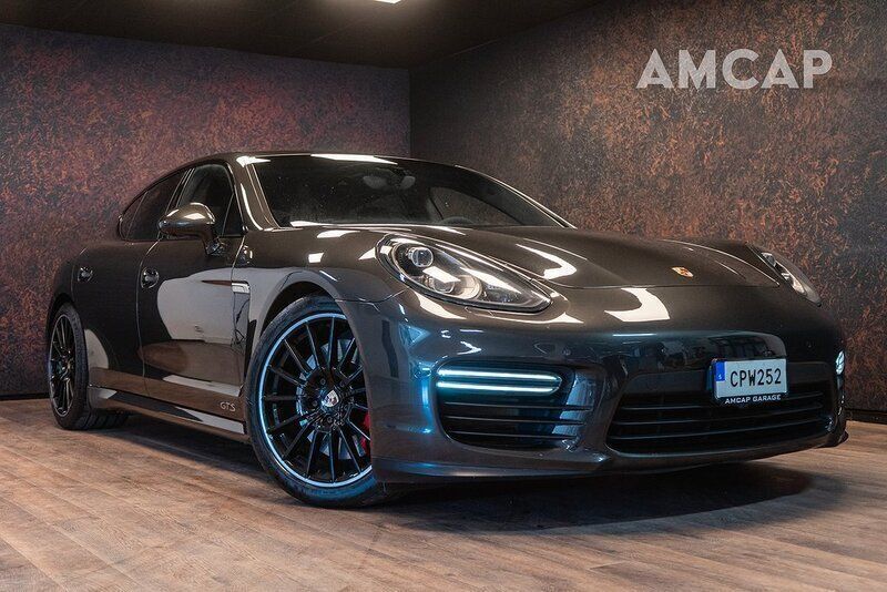 Grå Begagnad 2014 Porsche Panamera GTS Chrono Sedan | 449 500 kr - Bild 1/4