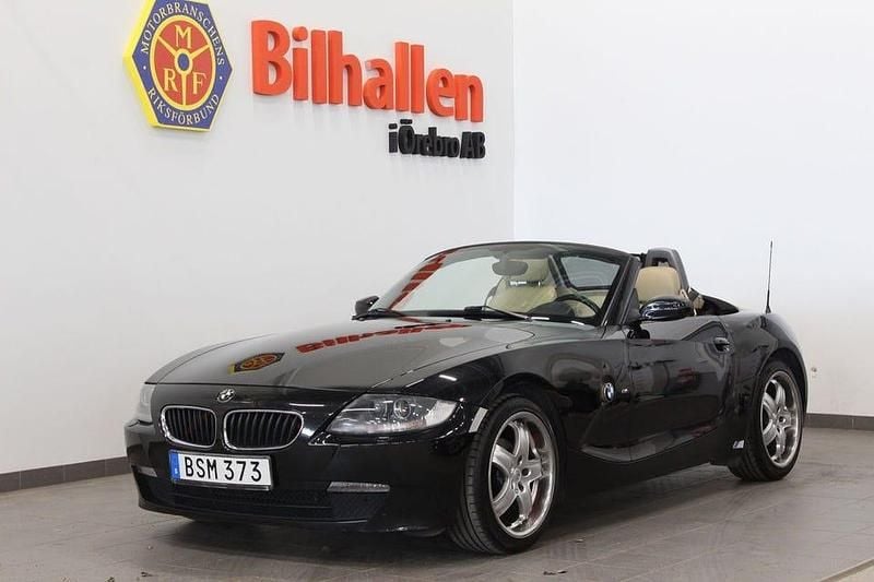 Begagnad BMW Z4 150 HK (110 kW) 2006 Svart Cab
