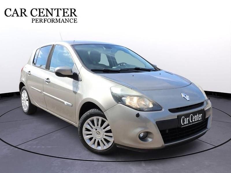 Begagnad Renault Clio R.S. 75 HK (55 kW) 2009 Ljusbrun Halvkombi