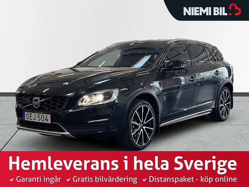 Grå Begagnad 2016 Volvo V60 CC Momentum Kombi | 184 900 kr (Marknadspris) - Bild 1/3