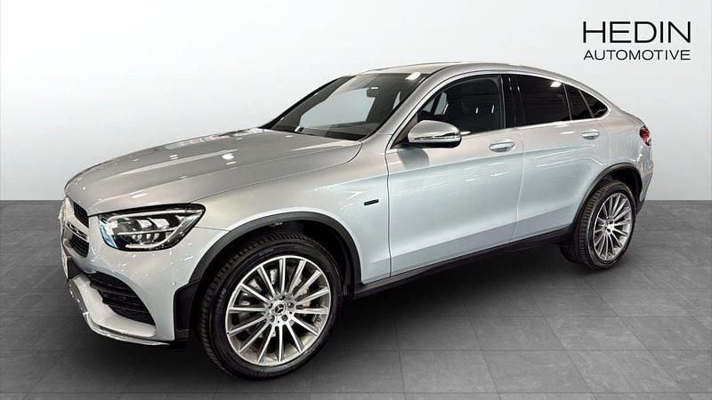 Silver Begagnad 2021 Mercedes GLC300 AMG Sportkupé | 410 900 kr (Marknadspris) - Bild 1/4