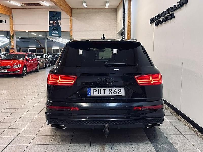 Begagnad Audi Q7 S-Line 272 HK (200 kW) 2017 Svart SUV