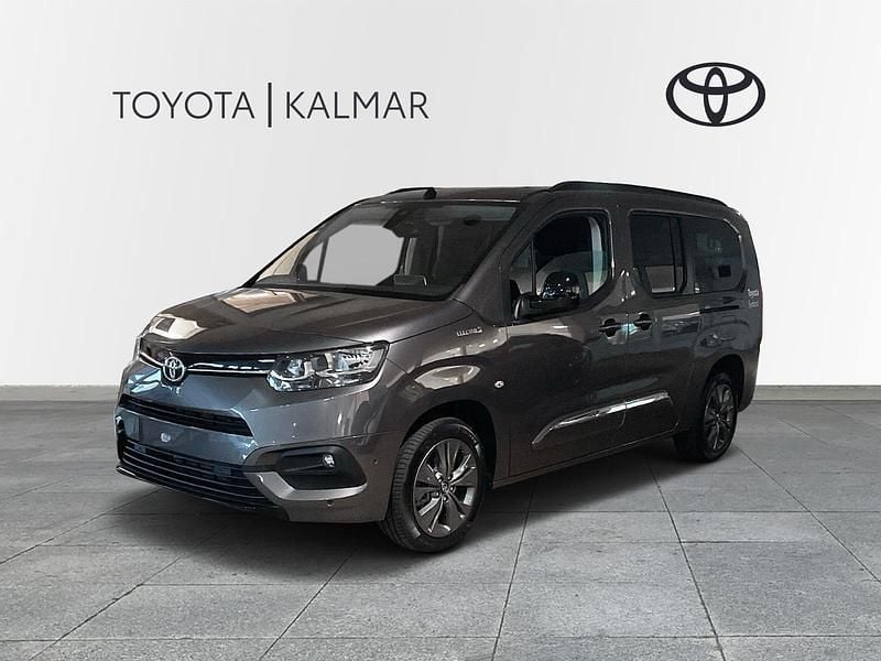 Begagnad Toyota Proace Verso City 100 kW (137 HK) 2024 Grå Kombi