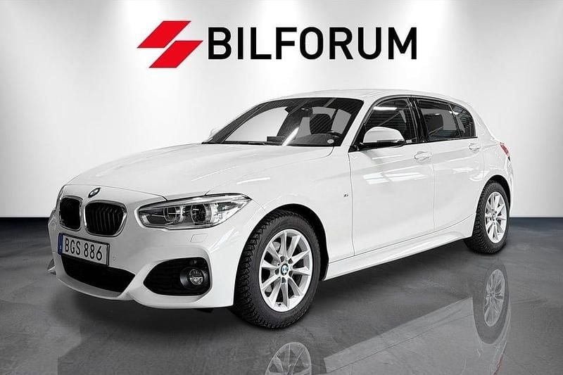 Begagnad BMW 118 M Sport 150 HK (110 kW) 2018 Vit Halvkombi