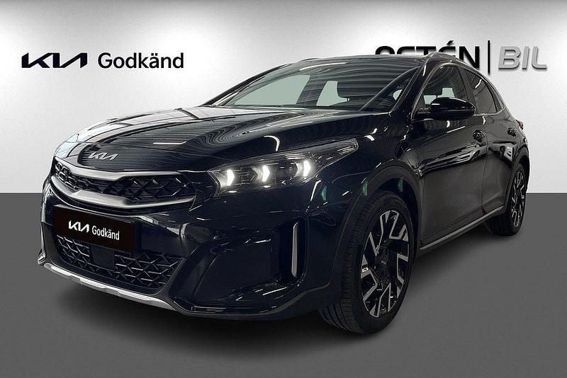 Svart Begagnad 2023 Kia XCeed Advance SUV | 329 000 kr (Lite dyr) - Bild 1/4