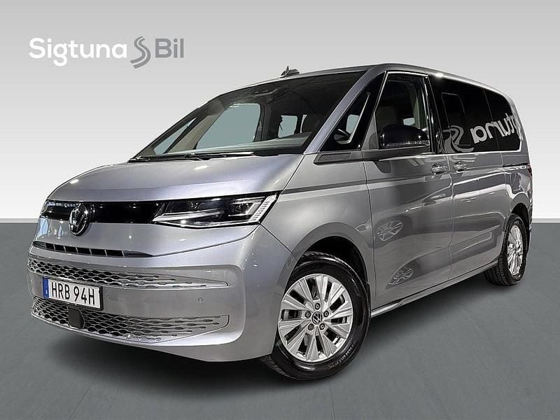 Silver Begagnad 2023 VW Multivan Van | 539 900 kr (Bra pris) - Bild 1/3