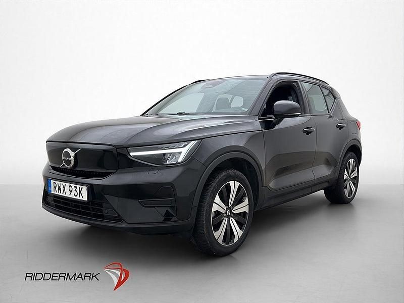 Begagnad Volvo XC40 Core 185 kW (252 HK) 2022 Svart SUV