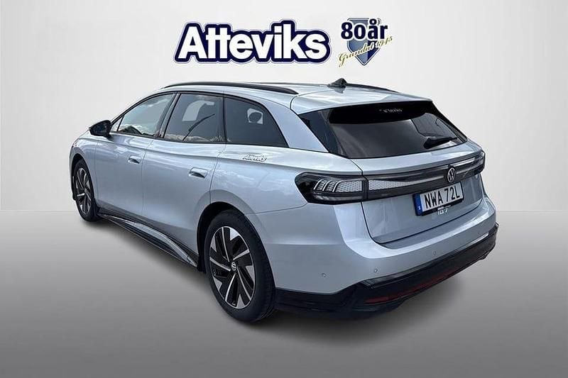 Begagnad VW ID.7 Pro 213 kW (290 HK) 2024 Silver Kombi