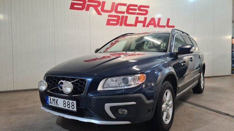 Begagnad Volvo XC70 Momentum 181 HK (133 kW) 2013 Blå SUV