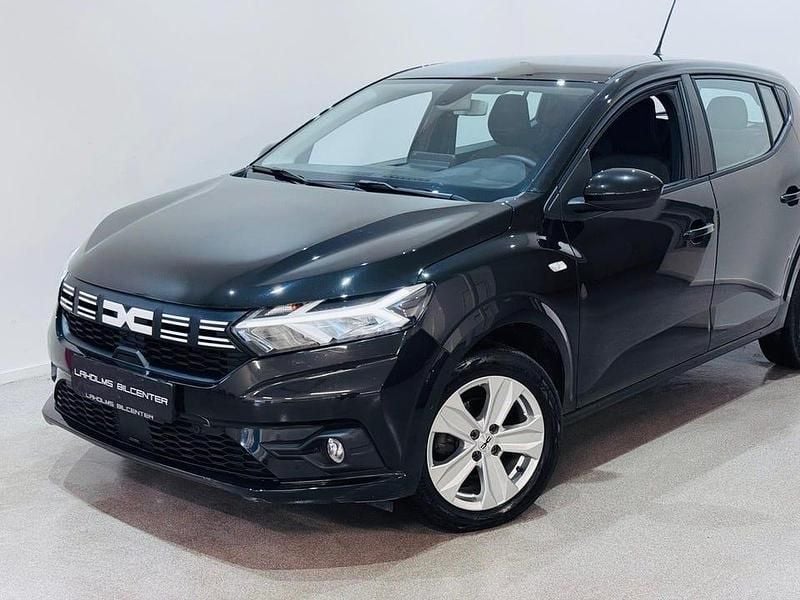 Begagnad Dacia Sandero 91 HK (66 kW) 2024 Svart