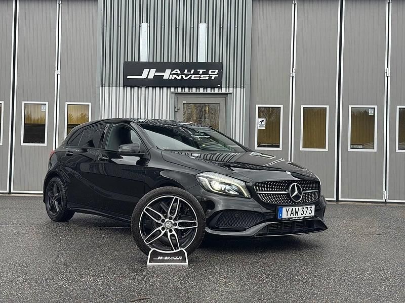 Svart Begagnad 2015 Mercedes A180 AMG Halvkombi | 149 900 kr (Lite dyr) - Bild 1/4