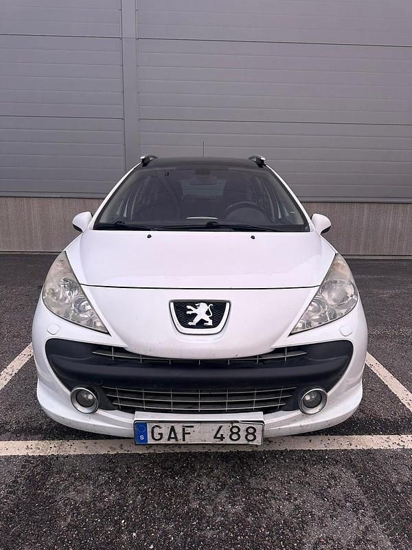 Begagnad Peugeot 207 120 HK (88 kW) 2008 Kombi